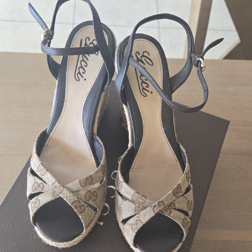 Gucci Women Wedge Sandal Espadrilles Size9.5